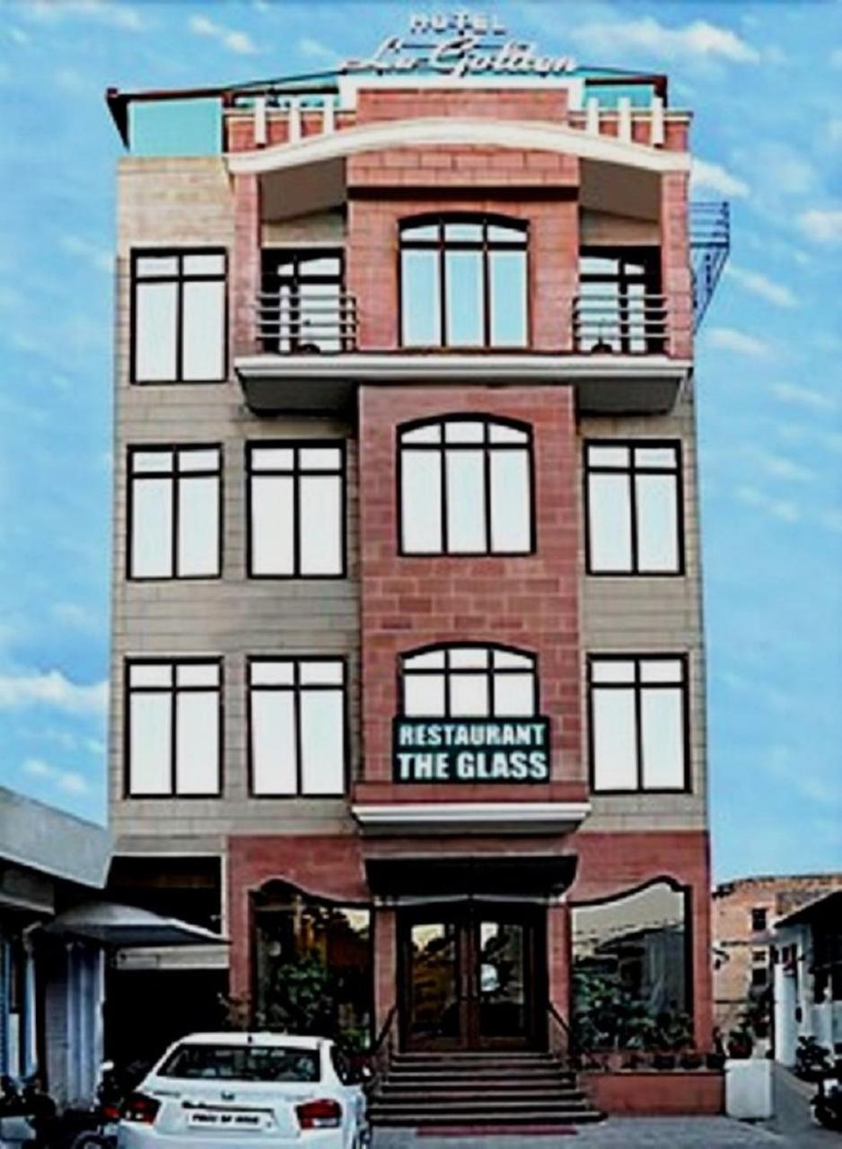 אמריצר Hotel Le Golden מראה חיצוני תמונה