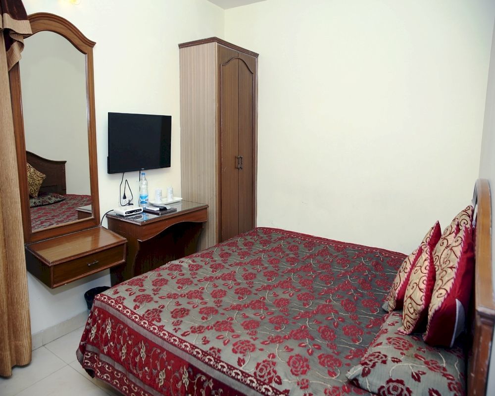 אמריצר Hotel Le Golden מראה חיצוני תמונה